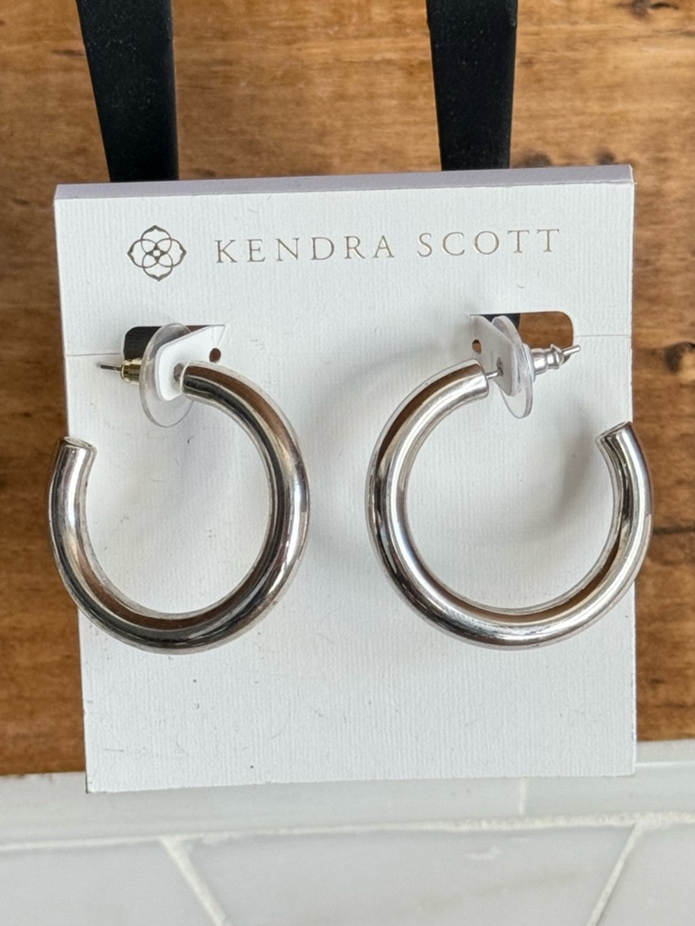 Kendra Scott Polished Silver Chunky Hoop Earrings